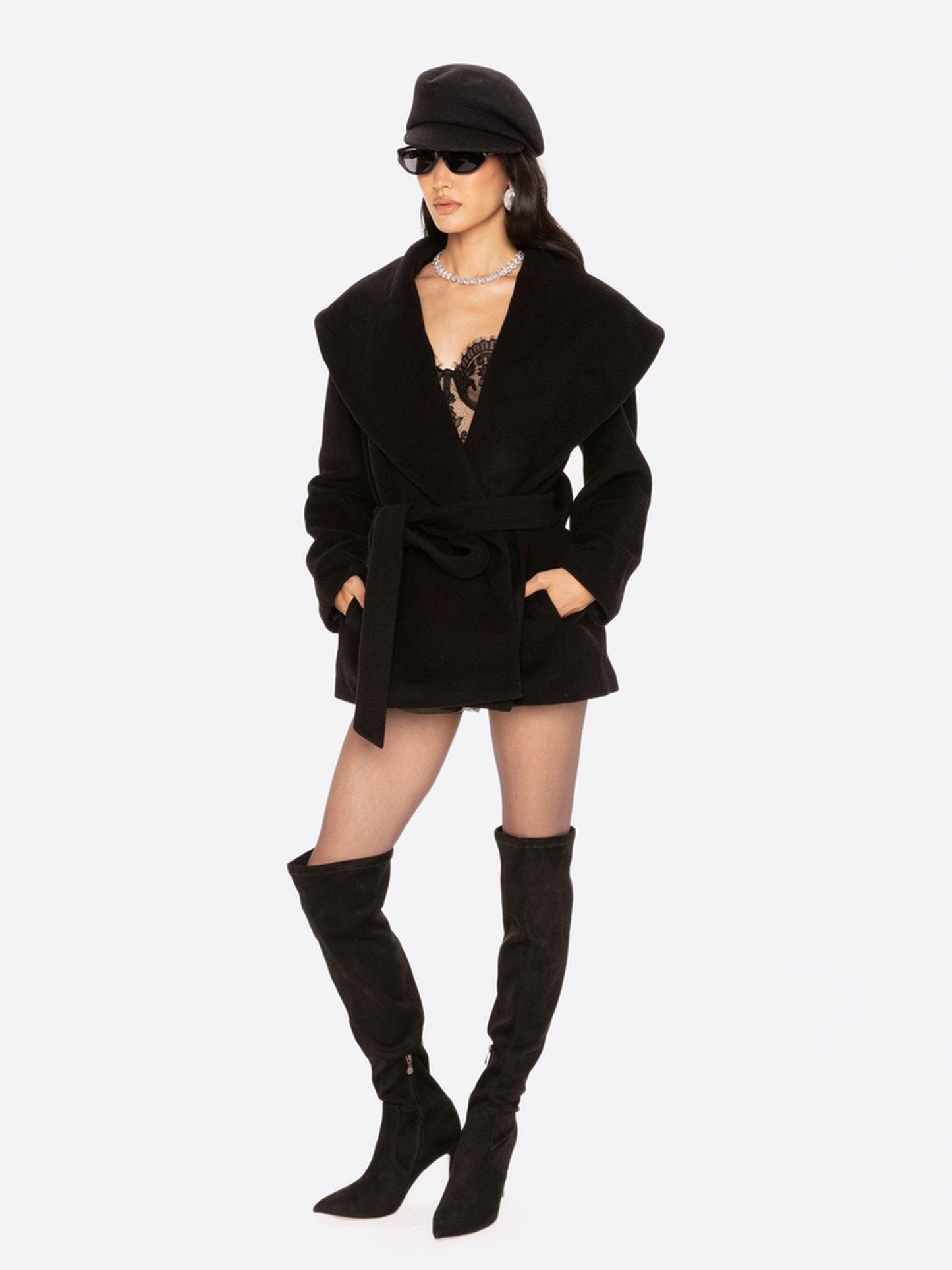 Victoria Bow Coat (Black)