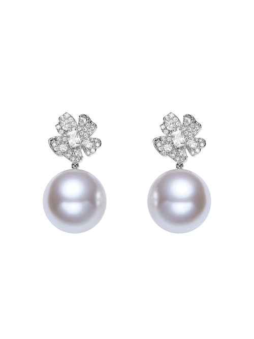 Winslet Pearl White Earrings