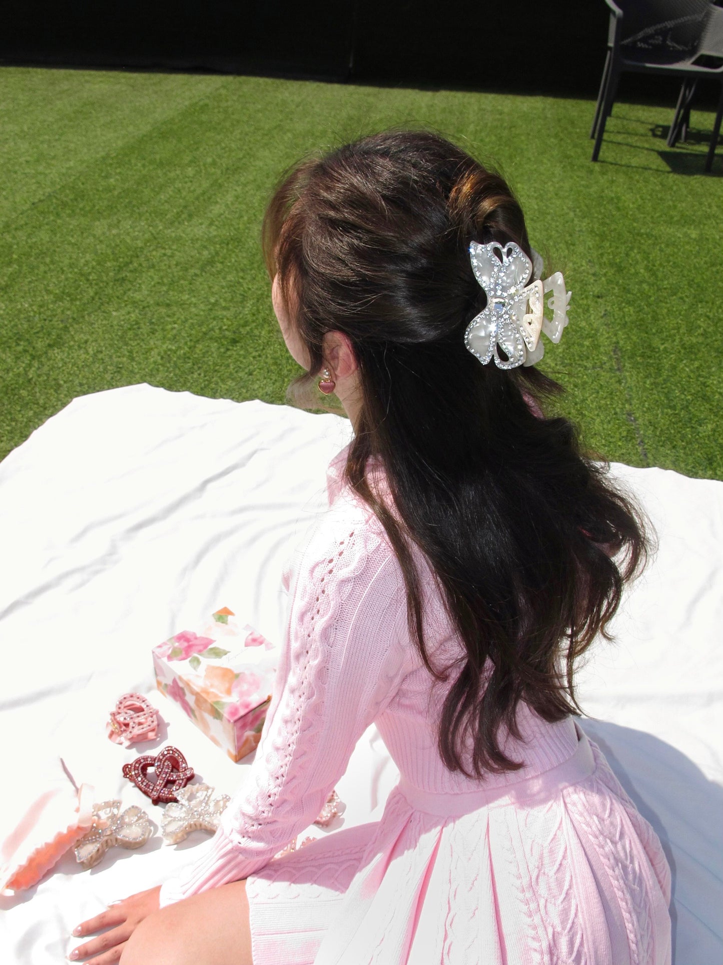 Sydney Hair Clip (White)