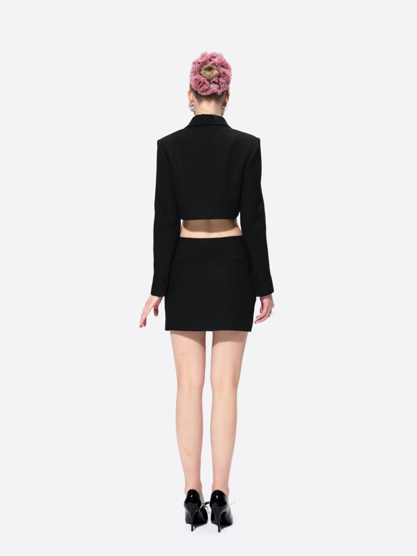 Tatiana Crop Blazer (Black)
