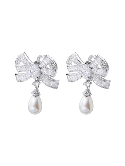 The Pearl & Diamonds Set