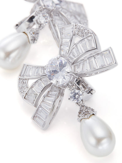 The Pearl & Diamonds Set