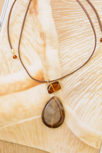 Amber Drift Necklace