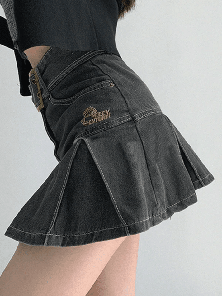 Pleated denim mini skirt with buckle belt