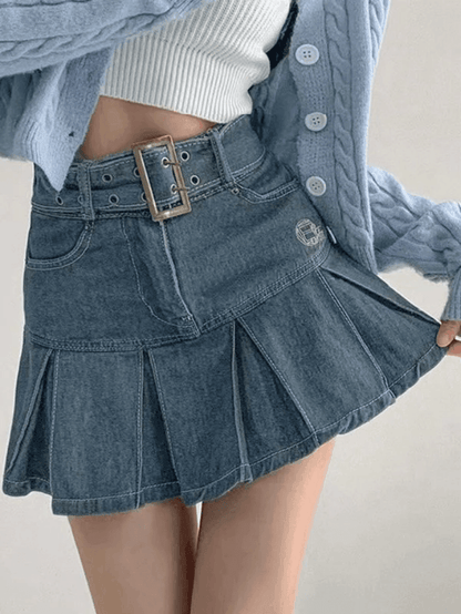 Pleated denim mini skirt with buckle belt